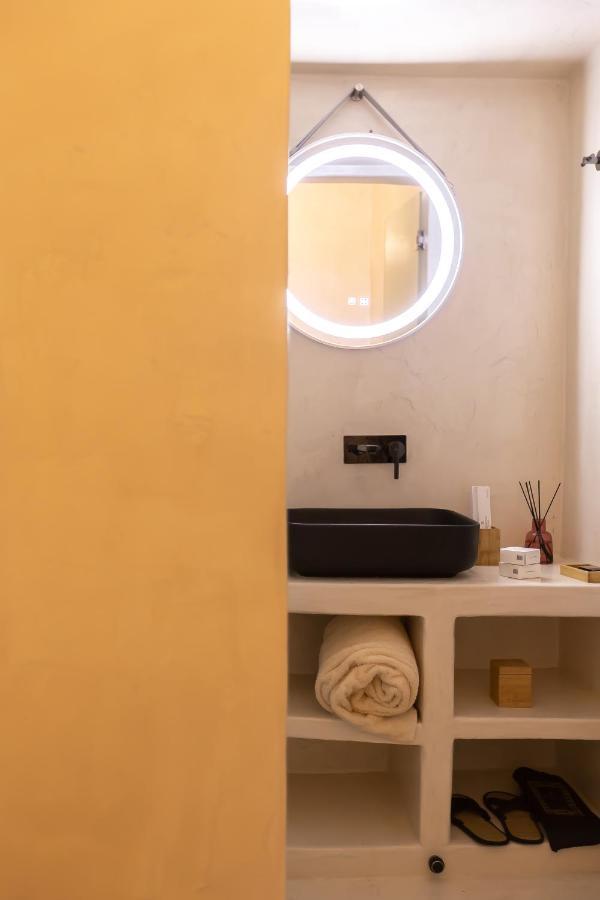 Divino Suites (Adults Only) Тира Экстерьер фото
